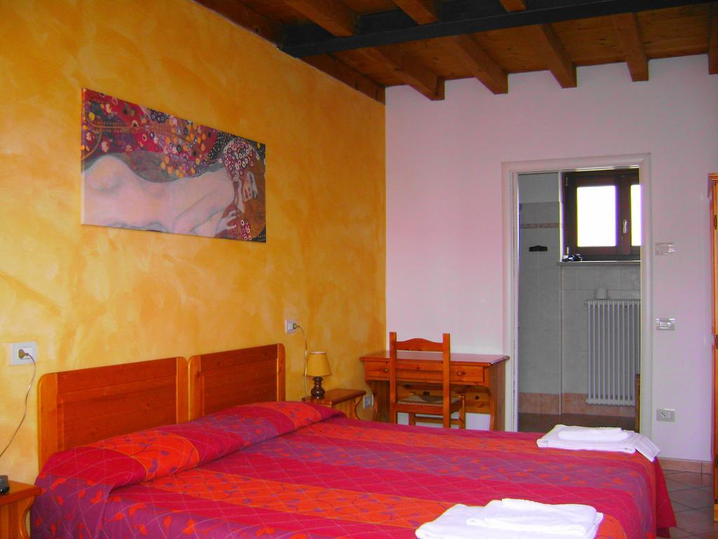 Agriturismo Le Sigalette Salionze Oda fotoğraf