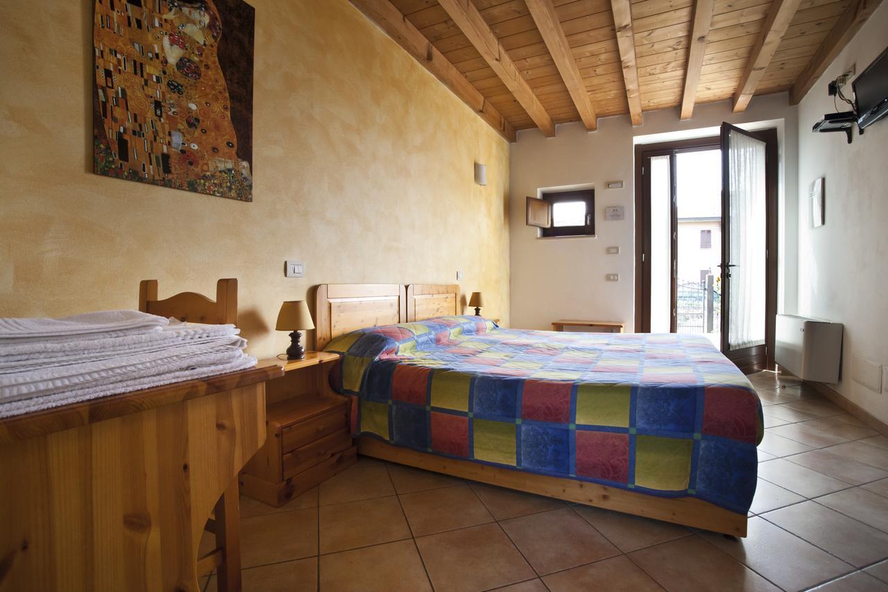 Agriturismo Le Sigalette Salionze Dış mekan fotoğraf